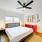 1709 Maryland 2 King Beds 1 Bath Bottom Apartment Duplex Pets Ok